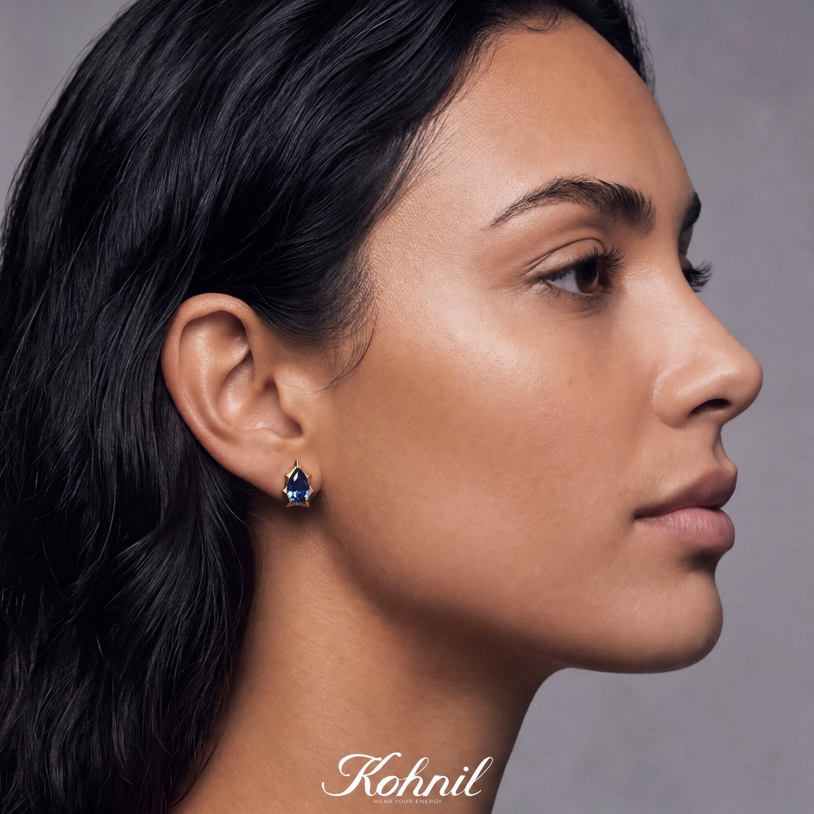 KOHNIL The Vintage Crown Teardrop Sapphire Studs in 18K Gold Plated 925 Silver - 图片 3